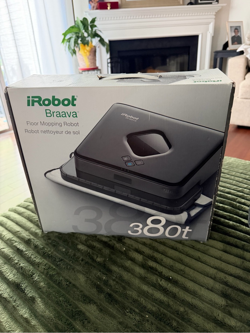 iRobot Braava 380t Black Robot Mop Floor Mopping Robot B380020